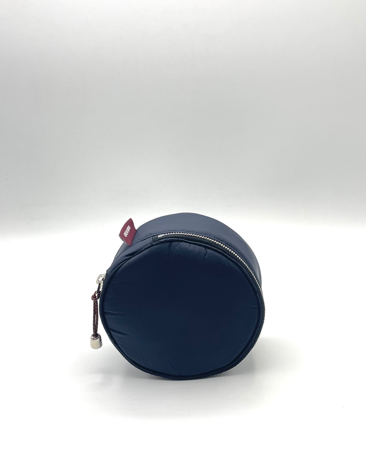 ROUND ZIP JEWELRY BAG Black/Espresso